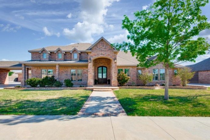 discover-your-dream-home-with-the-underwood-group-premier-real-estate-brokers-in-midland-tx-big-0