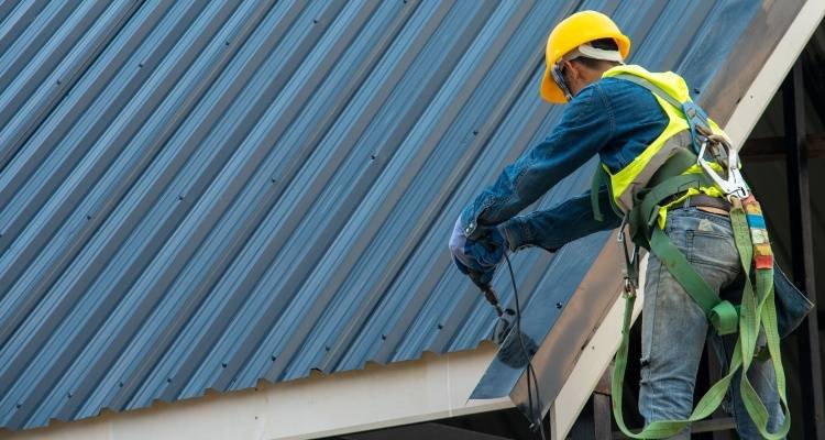 metal-roofing-installers-big-0